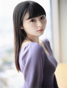 《成人美女摇乱后入式内射视频-被老板强行摁到办公H》